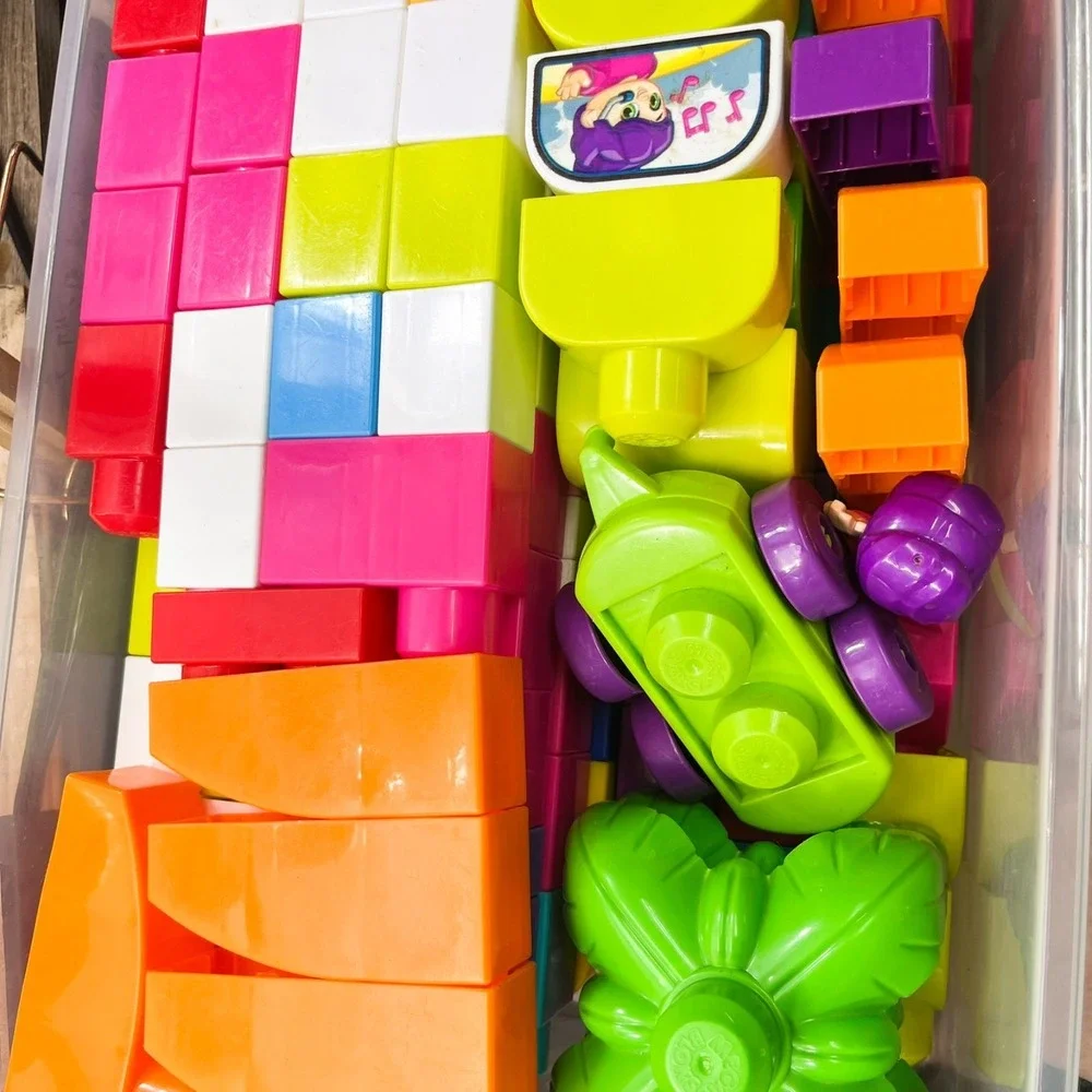 Mega‎ Blocks Big Building Blocks Bricks Lot Of Over 100 Pieces Multi Colors